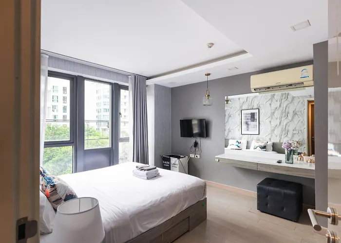 Appartamento Dazzle Sukhumvit 7 By Lefoyer