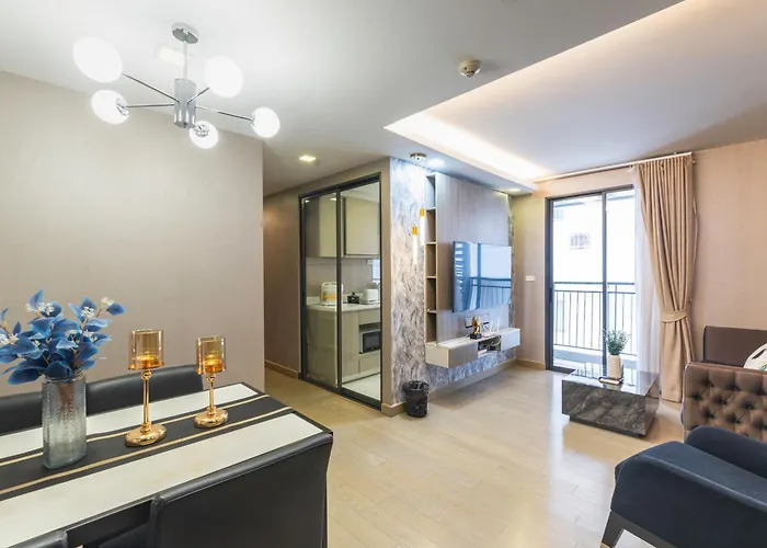 Dazzle Sukhumvit 7 By Lefoyer Appartamento *