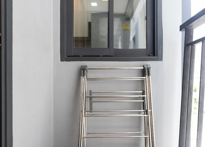 Appartamento Dazzle Sukhumvit 7 By Lefoyer Bangkok