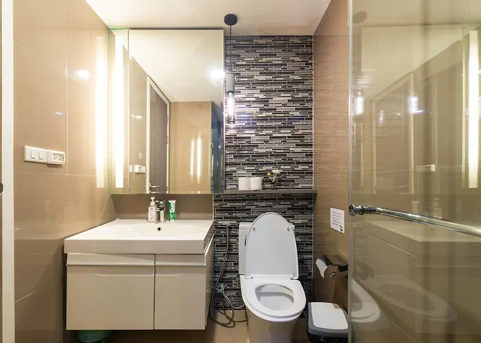 Dazzle Sukhumvit 7 By Lefoyer Appartamento Bangkok