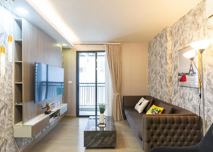 Appartamento Dazzle Sukhumvit 7 By Lefoyer Bangkok