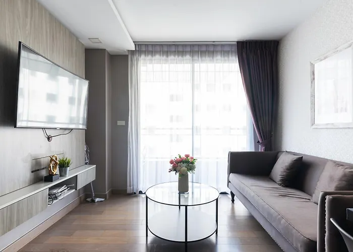 Dazzle Sukhumvit 7 By Lefoyer Appartamento