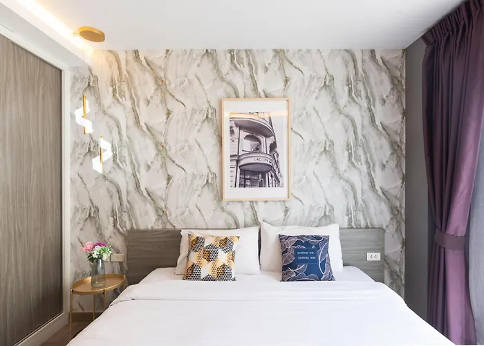 Dazzle Sukhumvit 7 By Lefoyer Appartamento Bangkok